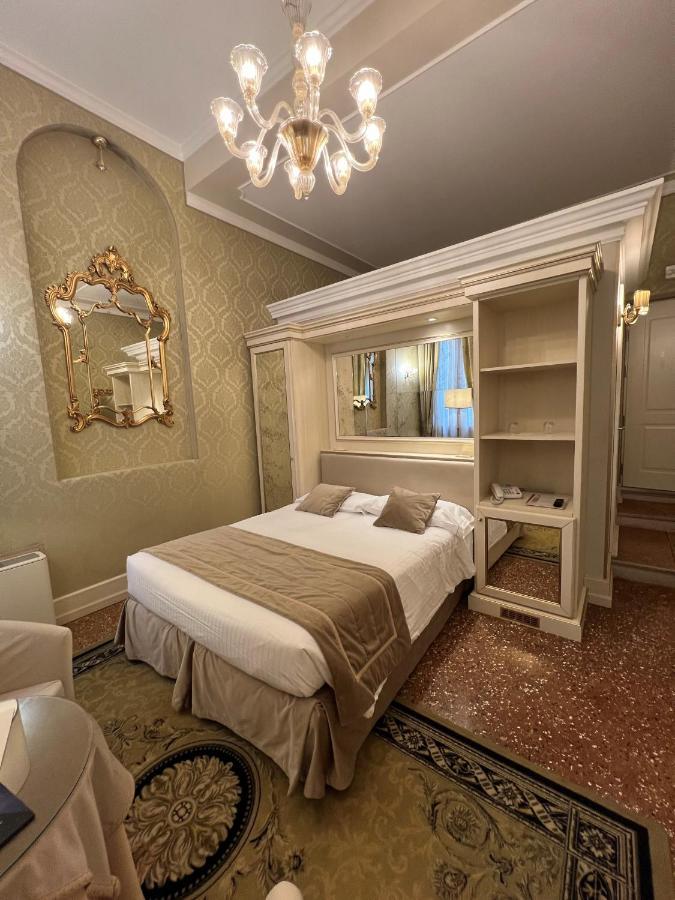 Hotel Al Duca Di Venezia Екстер'єр фото